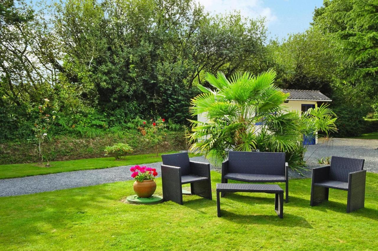 Holiday Home, Plourivo Bagian luar foto